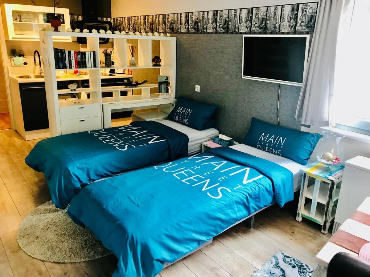 Wohnung Mit Charme, Netflix Rheinstetten Eksteriør billede