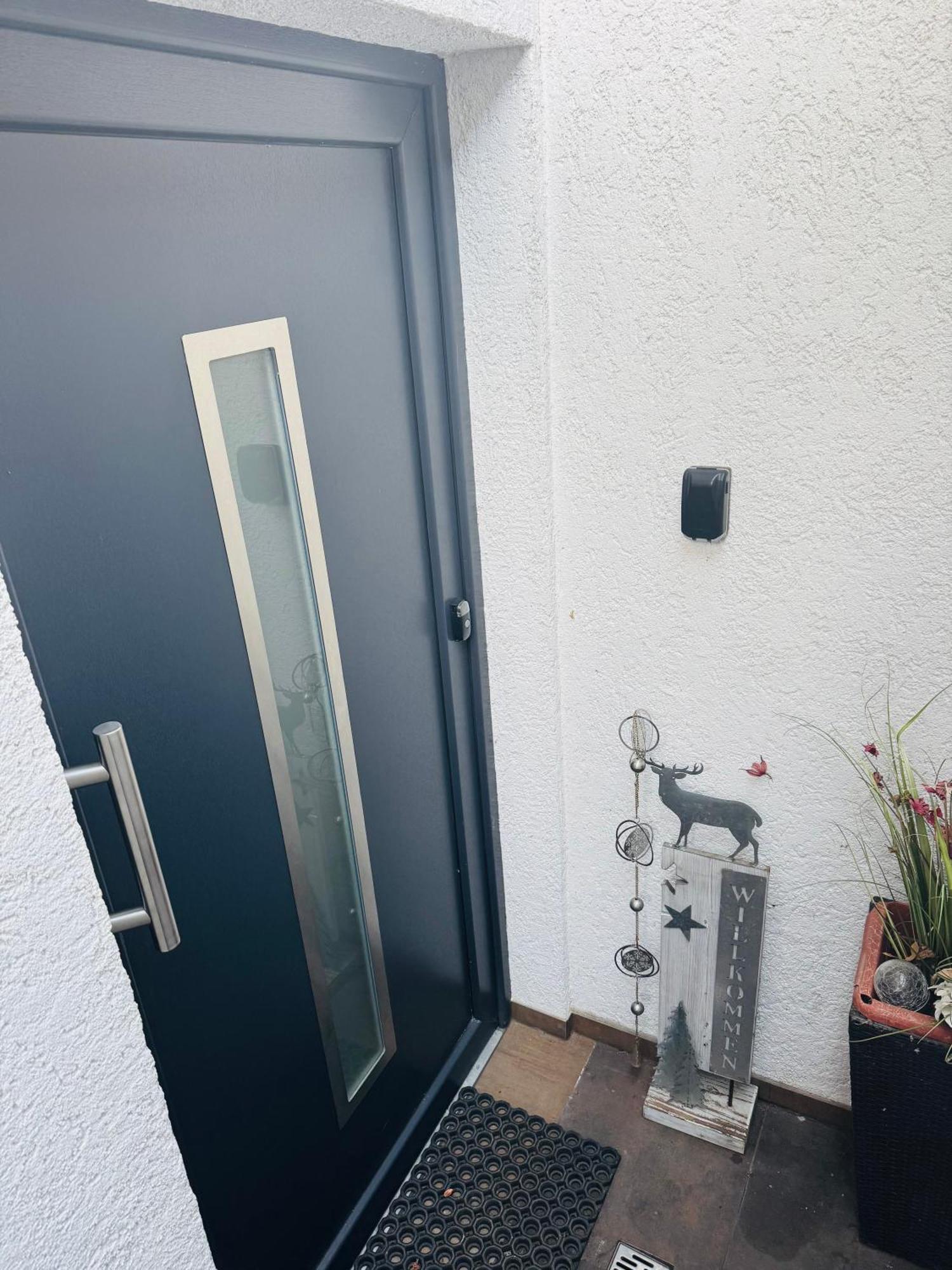 Wohnung Mit Charme, Netflix Rheinstetten Eksteriør billede